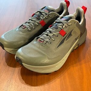 Timp 5 GTX Gray and Red Trail Running Shoes